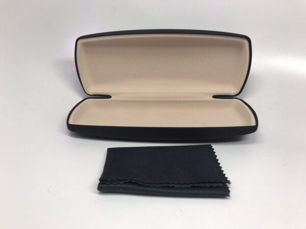 Inside View of the SUCCESS SS-102 Eyeglasses Case